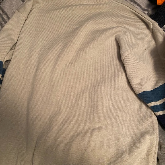 Vintage 90s Reynolds & Perry Next Lavel Knitwear
Sweater - Picture 2 of 4